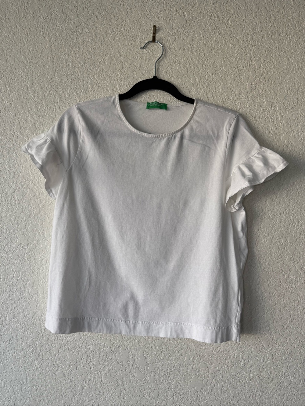 United Colors Of Benetton White Ruffle Sleeve Tee